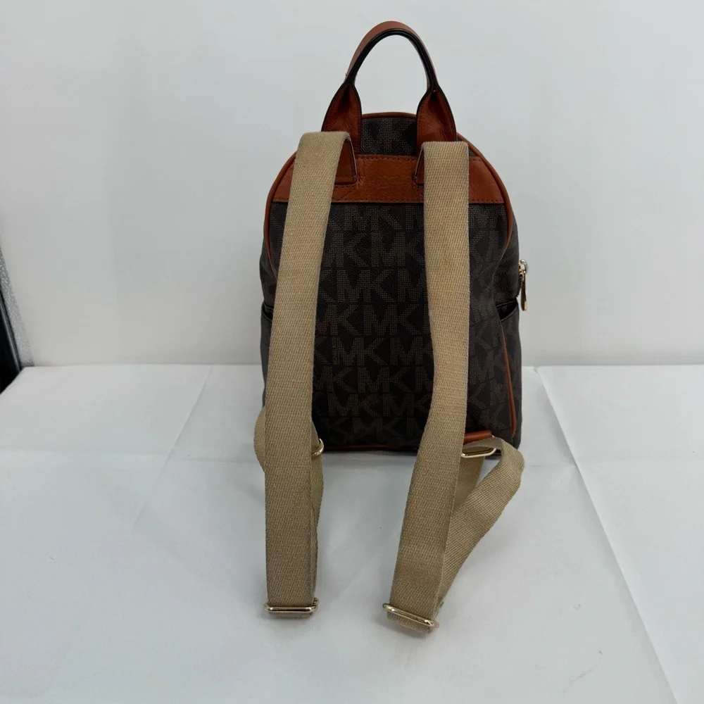 Michael Kors Jet Set Signature Backpack Brown - Picture 3 of 14